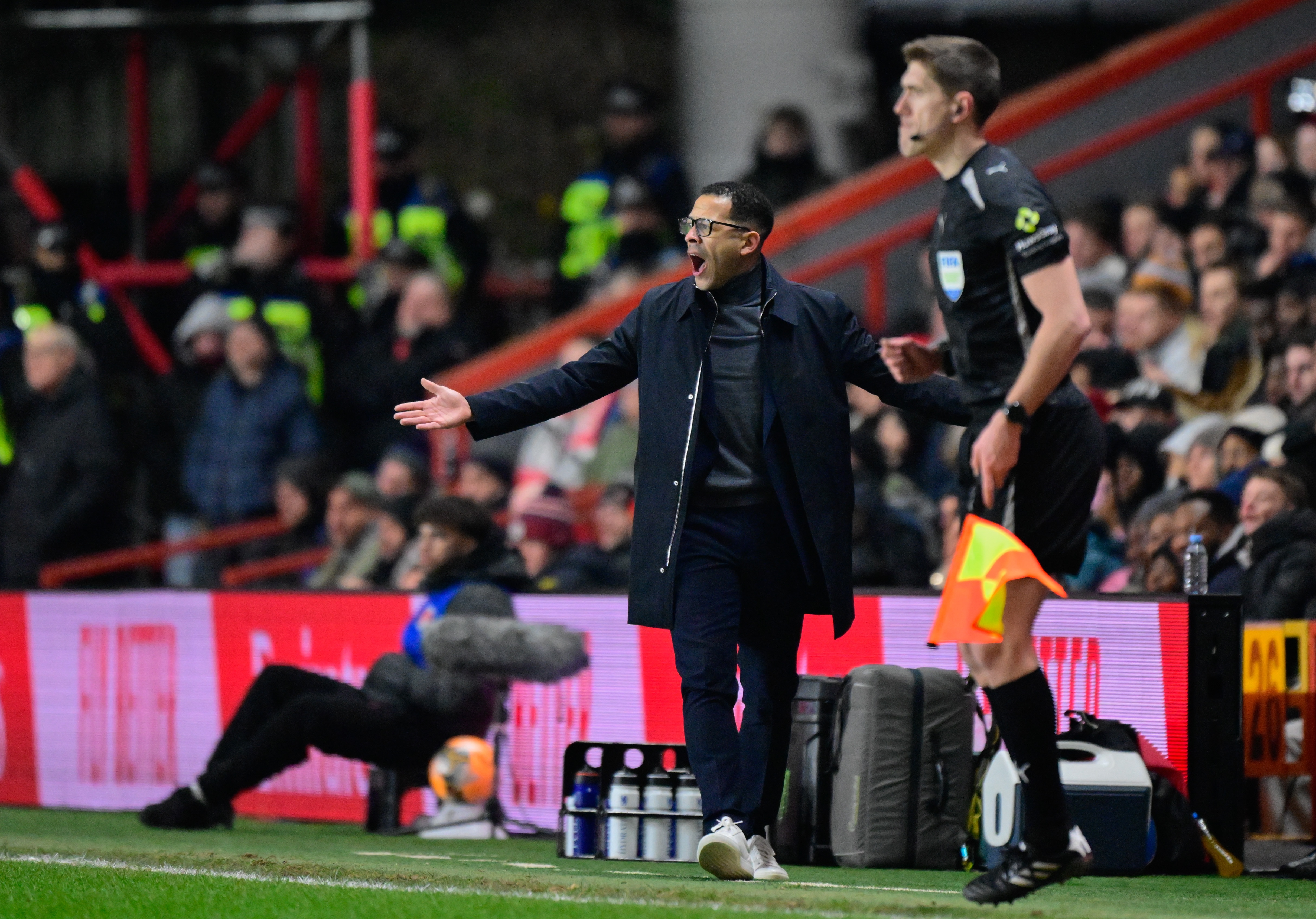 体育社区-切尔西本赛季英超10人应战时间长达283分钟，前6其他队总共69分钟